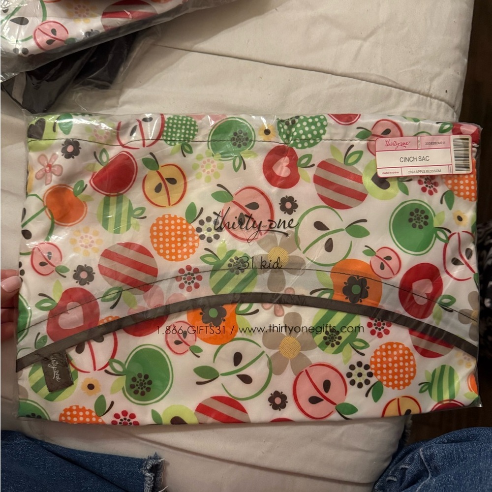 Thirty-One Kids Fruit Print Organizer